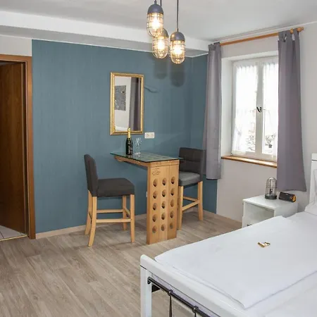 Weinhaus Kurtrierer Hof *