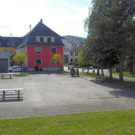 אורחן Weinhaus Kurtrierer Hof לייוון
