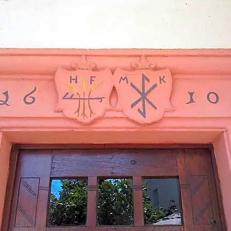 Weinhaus Kurtrierer Hof אורחן *