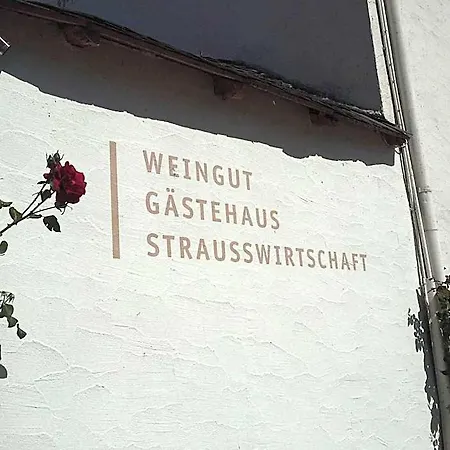 Weinhaus Kurtrierer Hof * Leiwen