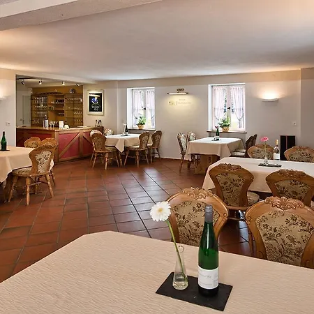 Weinhaus Kurtrierer Hof Estalagem