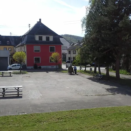 Weinhaus Kurtrierer Hof * Leiwen