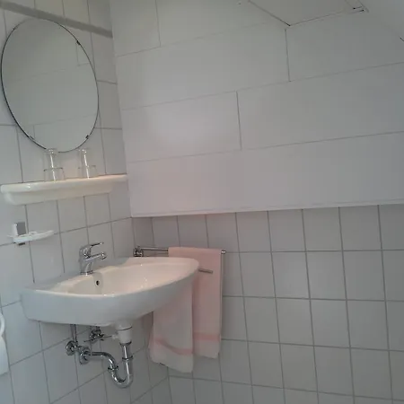 Weinhaus Kurtrierer Hof Leiwen