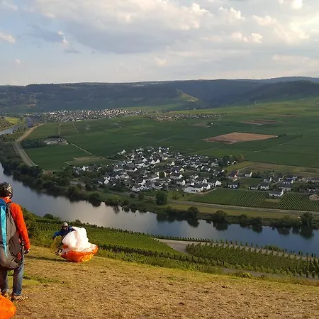 Fogadó Weinhaus Kurtrierer Hof *
