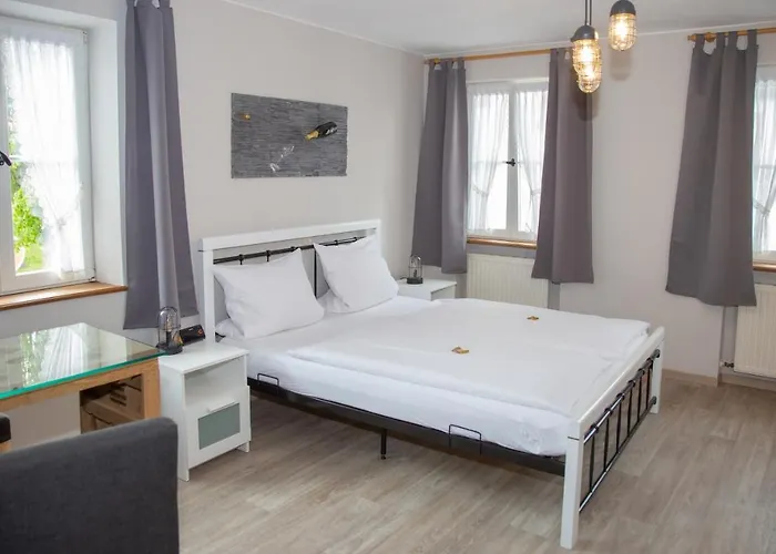 Weinhaus Kurtrierer Hof Inn *