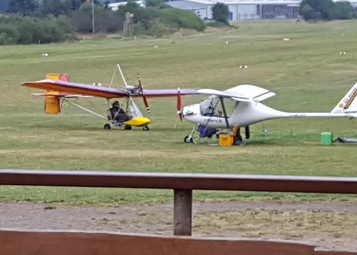 Weinhaus Kurtrierer Hof 雷温